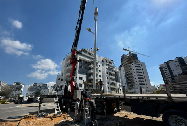 התקנת עמוד חכם בשכונת מורשת - מודיעין