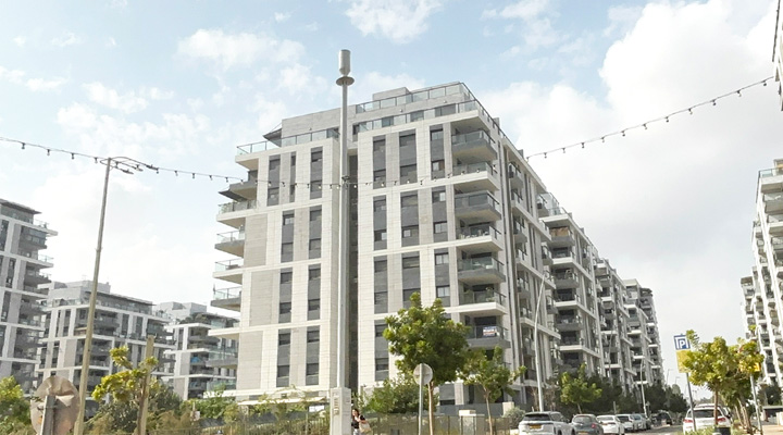 עמוד חכם לשיפור הכיסוי הסלולרי בעיר אור-יהודה