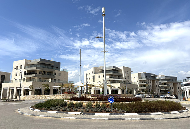 תמונת עמוד חכם במודיעין מכתבה שפורסמה בתקשורת על החברה ועל העמוד החכם